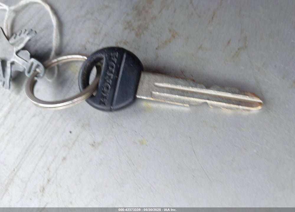 1999 HONDA CIVIC LX VIN: 1HGEJ6676XL049823