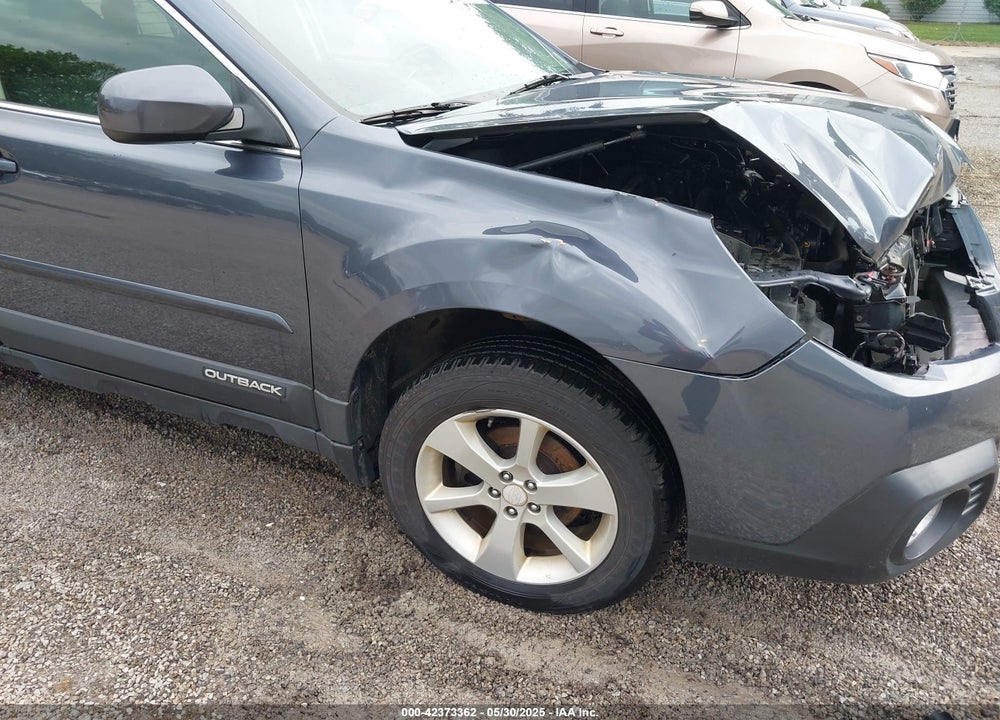 2014 SUBARU OUTBACK VIN: 4S4BRBCC3E3252410
