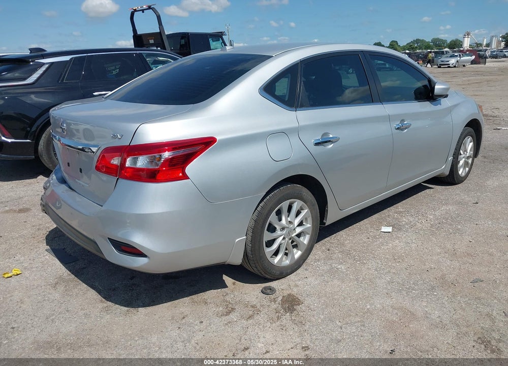 2018 NISSAN SENTRA VIN: 3N1AB7AP5JY262822