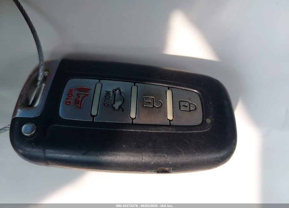 2014 HYUNDAI SONATA VIN: 5NPEC4AB3EH838831