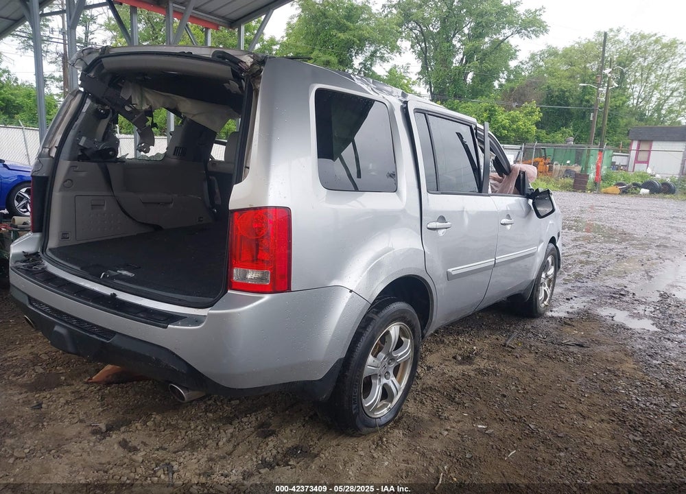 2013 HONDA PILOT VIN: 5FNYF4H52DB056747
