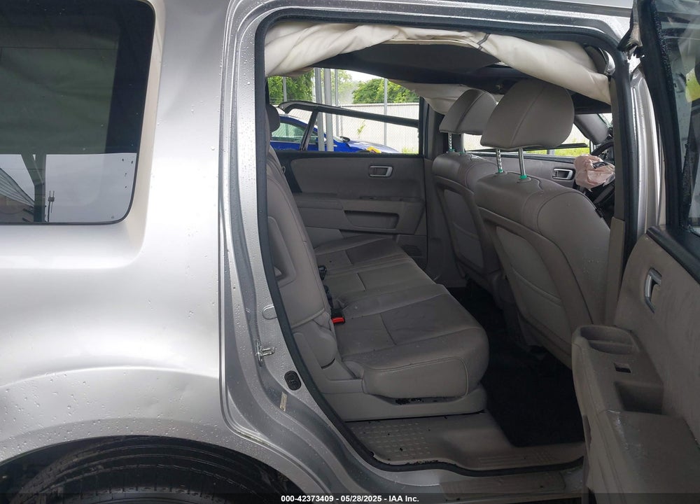2013 HONDA PILOT VIN: 5FNYF4H52DB056747