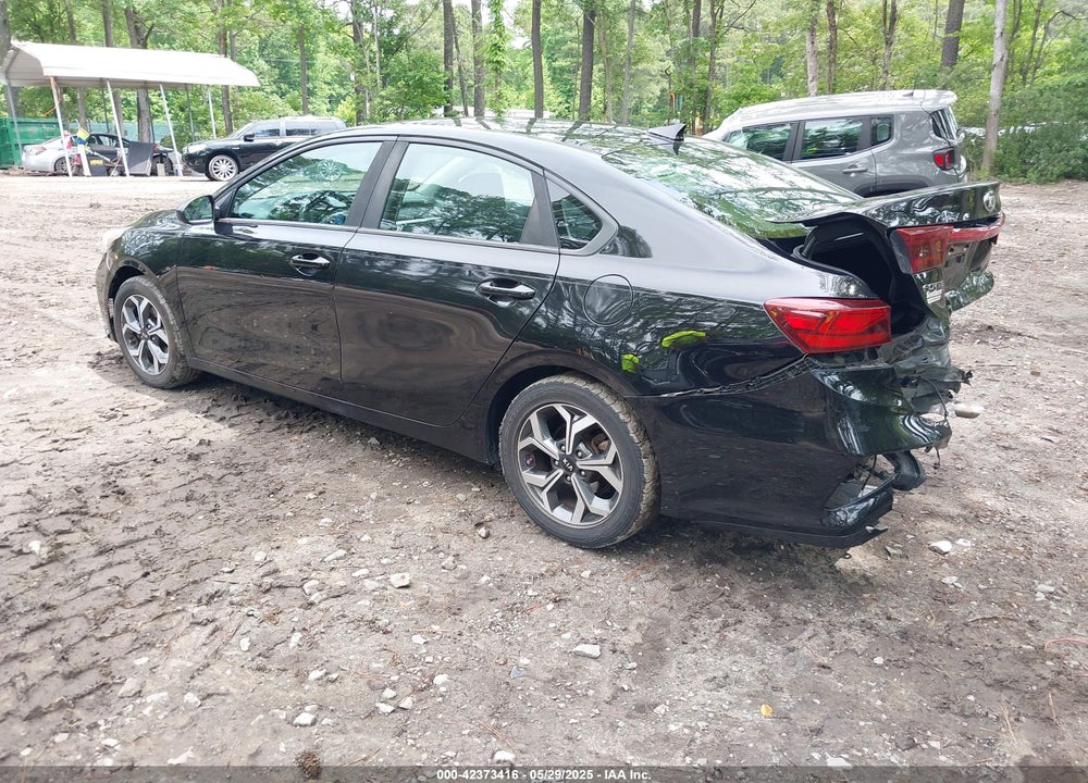 2019 KIA FORTE VIN: 3KPF24AD7KE023833