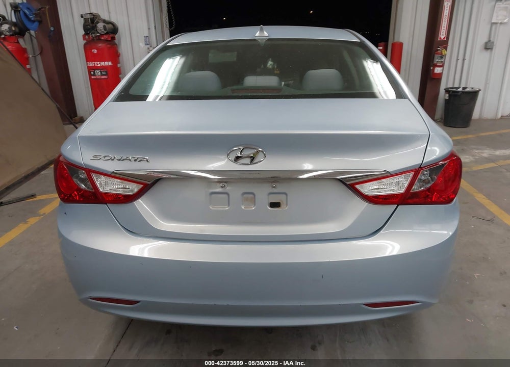 2013 HYUNDAI SONATA VIN: 5NPEB4AC4DH758738