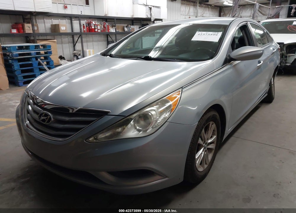 2013 HYUNDAI SONATA VIN: 5NPEB4AC4DH758738