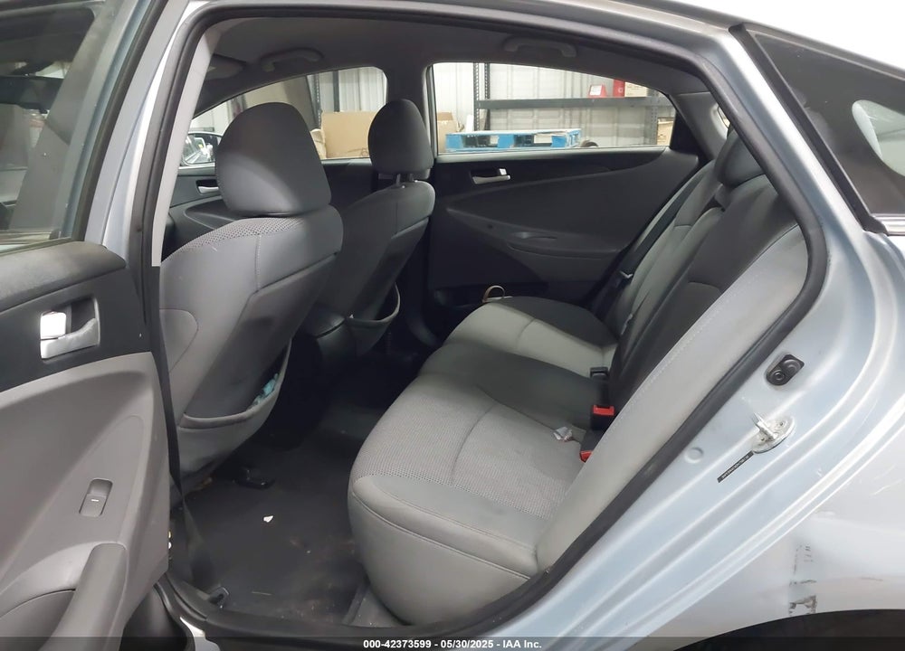 2013 HYUNDAI SONATA VIN: 5NPEB4AC4DH758738
