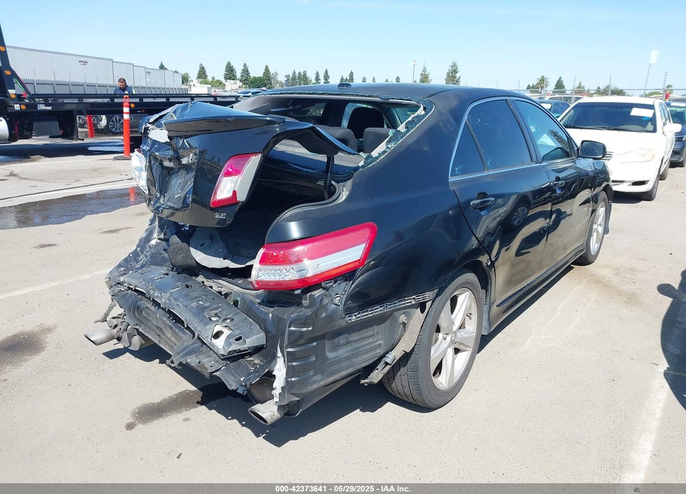 2011 TOYOTA CAMRY VIN: 4T1BF3EK4BU690037