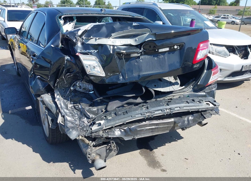 2011 TOYOTA CAMRY VIN: 4T1BF3EK4BU690037