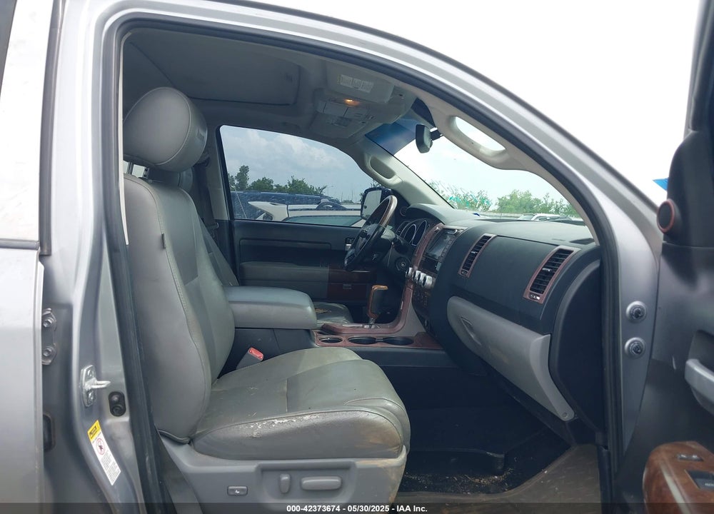 2013 TOYOTA TUNDRA PLATINUM 5.7L V8 VIN: 5TFFY5F14DX139769