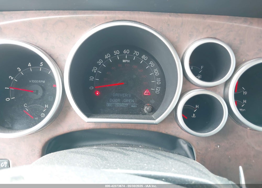 2013 TOYOTA TUNDRA PLATINUM 5.7L V8 VIN: 5TFFY5F14DX139769