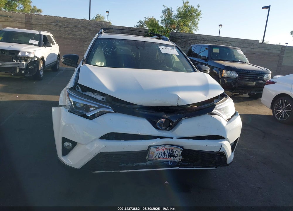 2018 TOYOTA RAV4 HYBRID SE VIN: JTMJJREVXJD228530