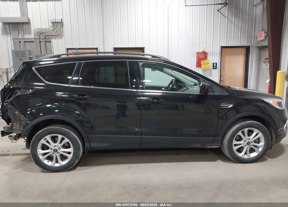2018 FORD ESCAPE VIN: 1FMCU9GD1JUD21727
