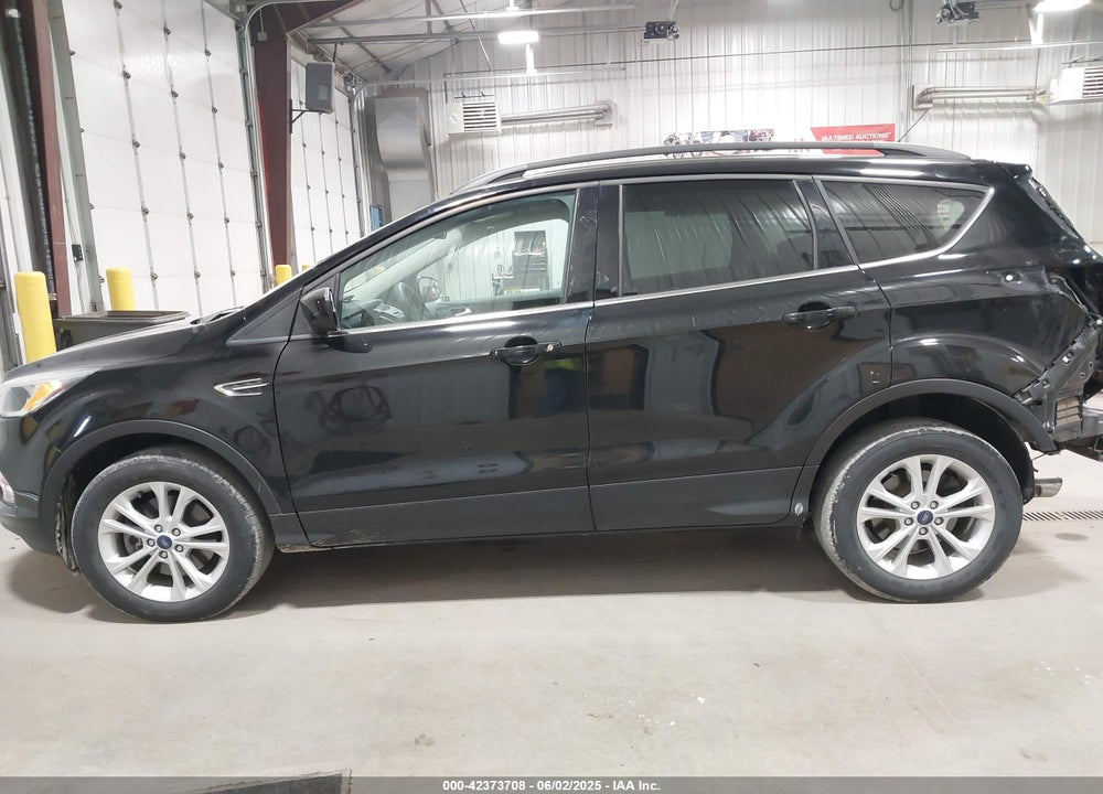 2018 FORD ESCAPE VIN: 1FMCU9GD1JUD21727