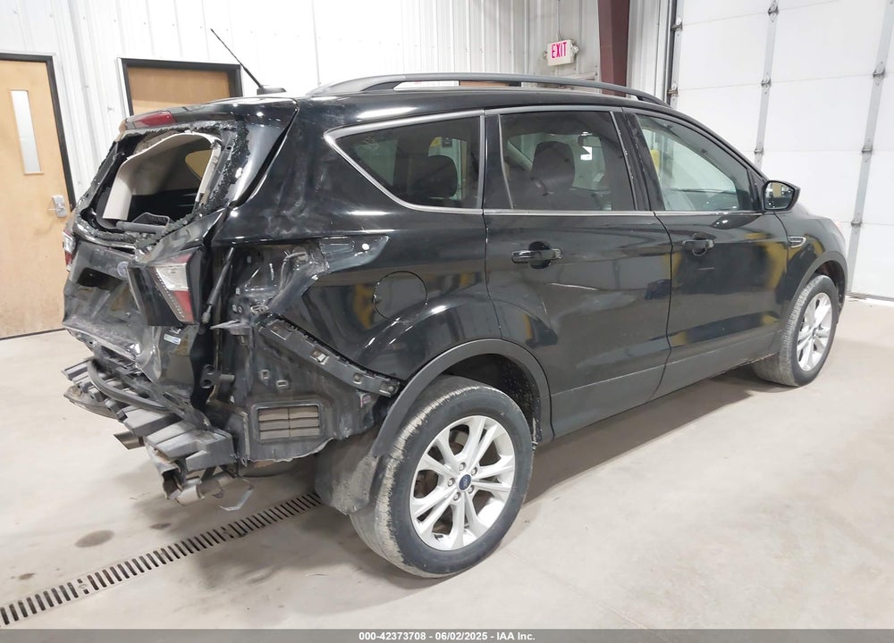 2018 FORD ESCAPE VIN: 1FMCU9GD1JUD21727