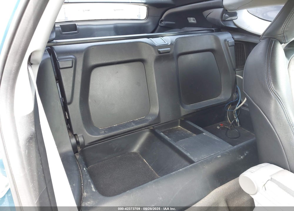 2011 HONDA CR-Z VIN: JHMZF1C67BS011224