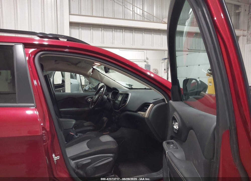 2016 JEEP CHEROKEE SPORT VIN: 1C4PJMAB3GW219139