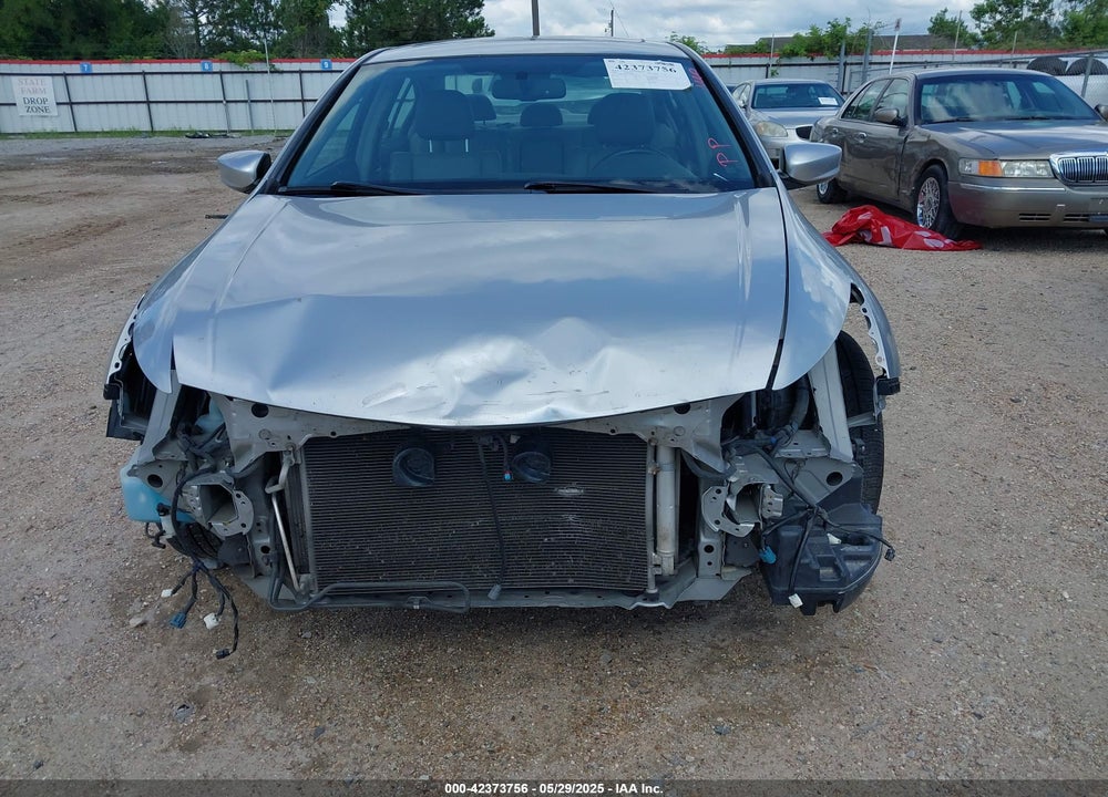 2008 HONDA ACCORD VIN: JHMCP26818C036905