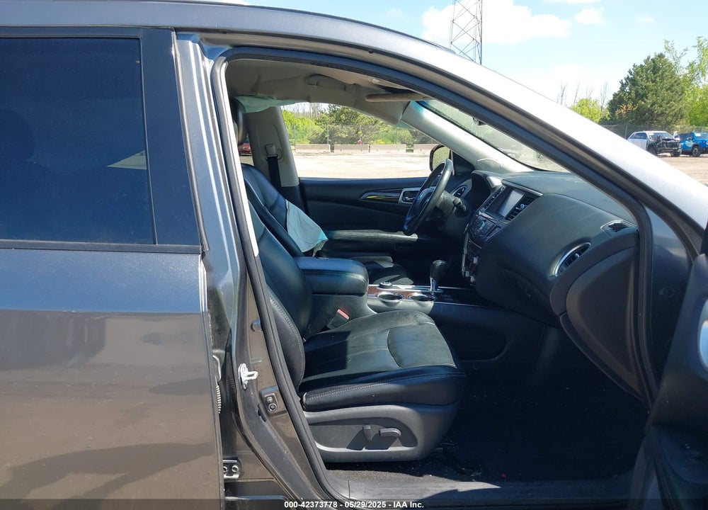 2015 NISSAN PATHFINDER SL VIN: 5N1AR2MM5FC714812
