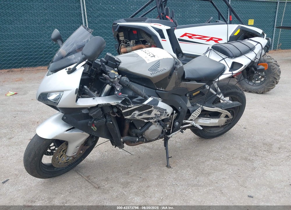 2004 HONDA CBR1000 RR VIN: JH2SC57074M003230