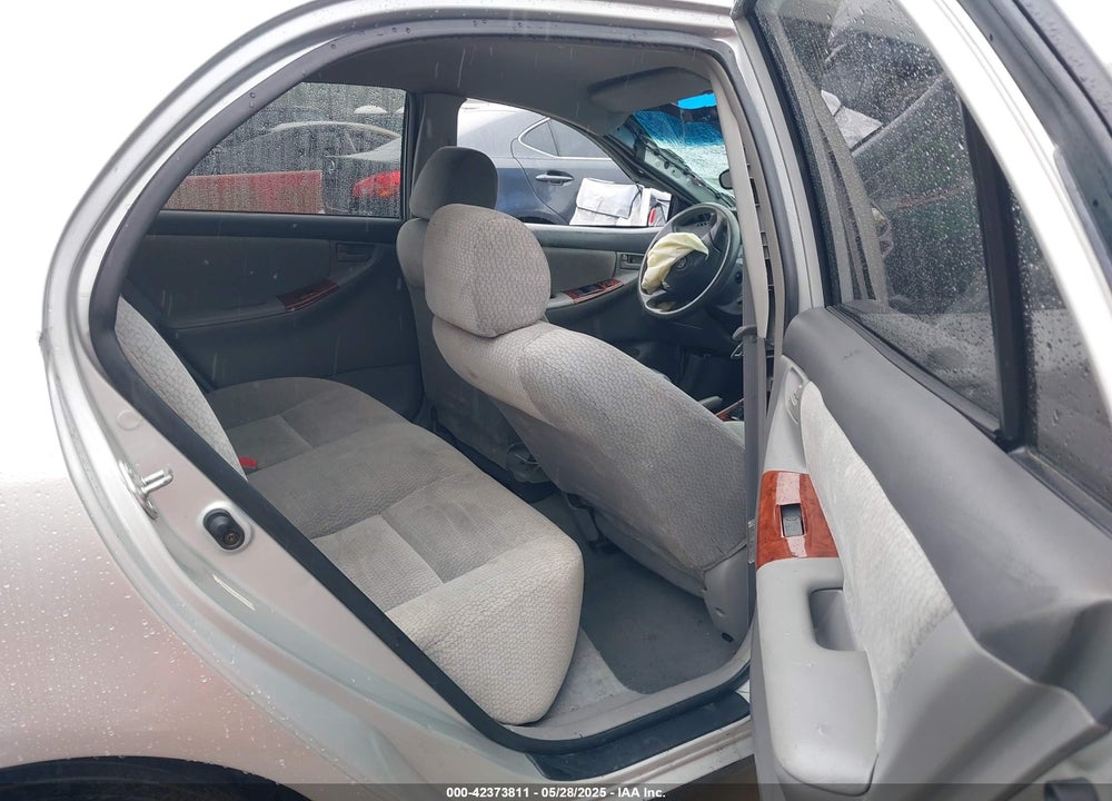 2004 TOYOTA COROLLA LE VIN: 2T1BR32E44C299304