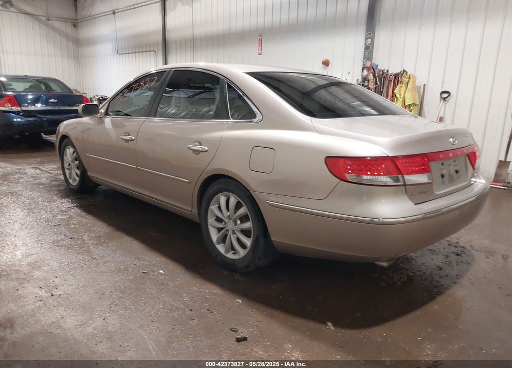 2006 HYUNDAI AZERA LIMITED/SE VIN: KMHFC46F56A095383
