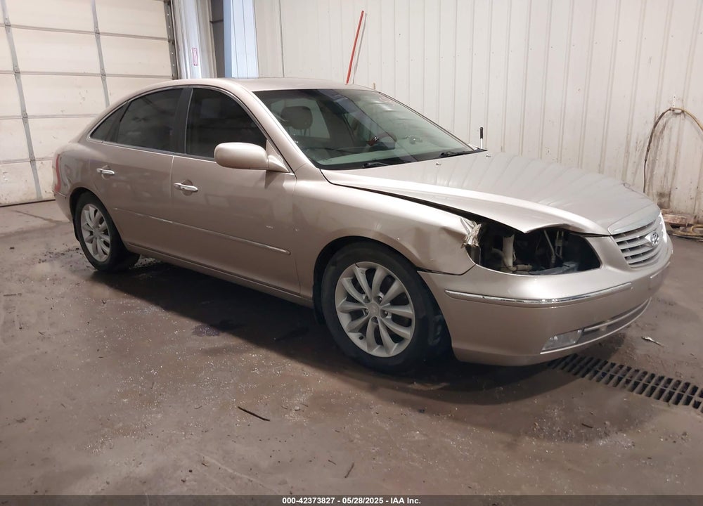 2006 HYUNDAI AZERA LIMITED/SE VIN: KMHFC46F56A095383