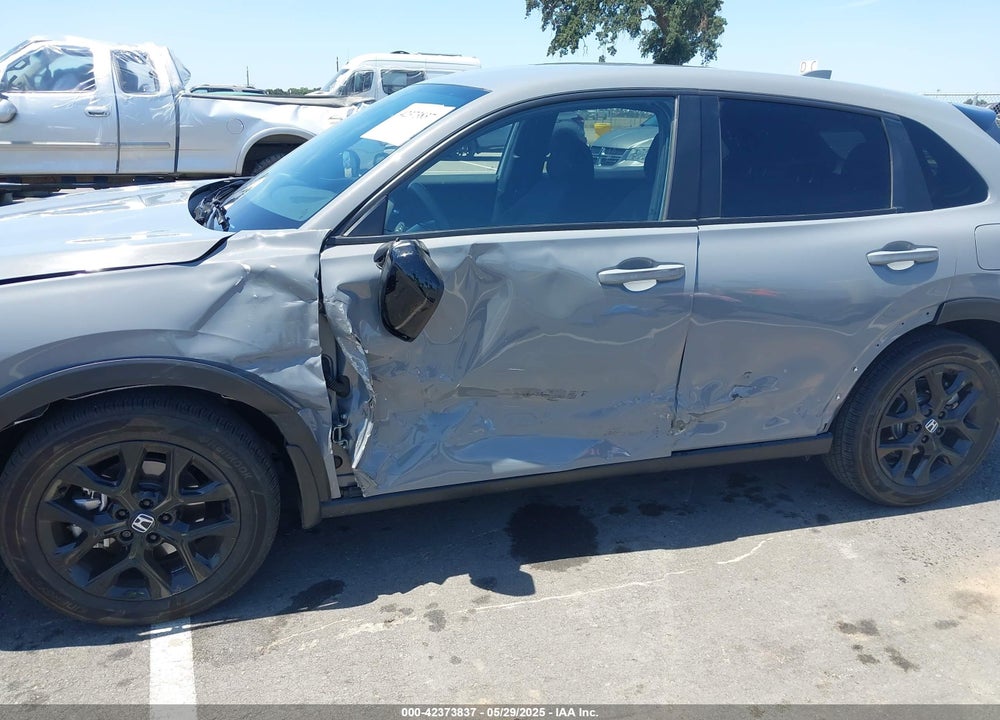 2024 HONDA HR-V VIN: 3CZRZ1H51RM758338