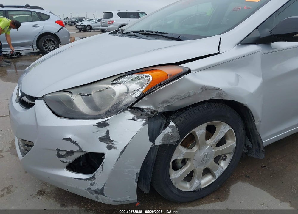 2013 HYUNDAI ELANTRA LIMITED VIN: KMHDH4AE9DU627379