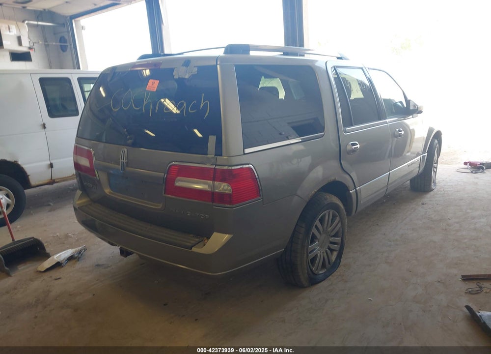 2008 LINCOLN NAVIGATOR VIN: 5LMFU28578LJ12629