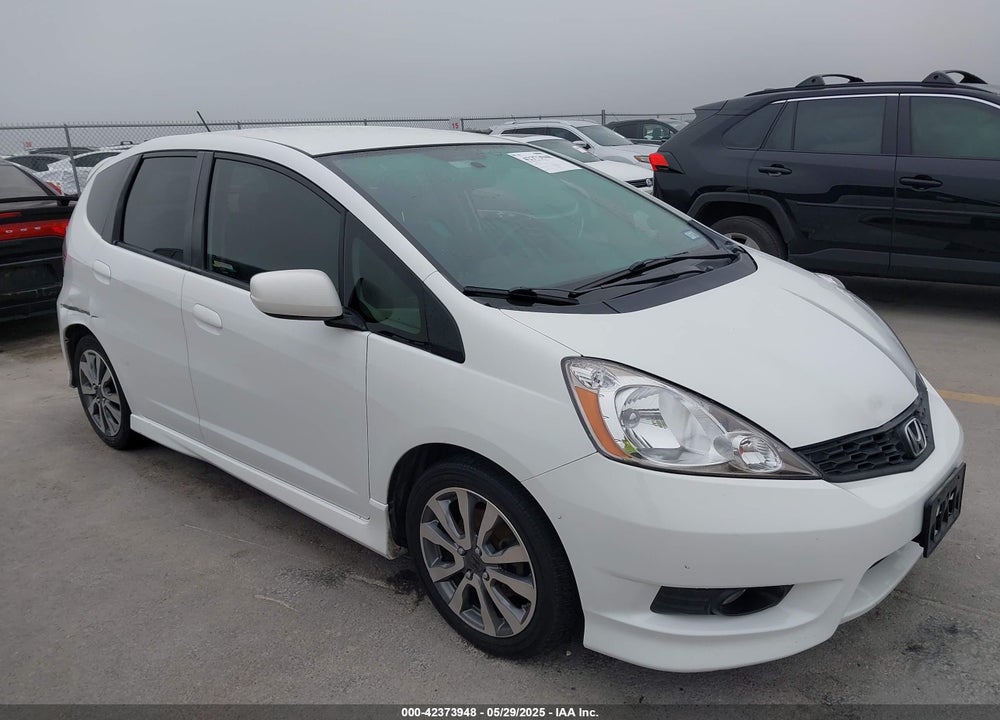 2012 HONDA FIT SPORT VIN: JHMGE8H50CS003017