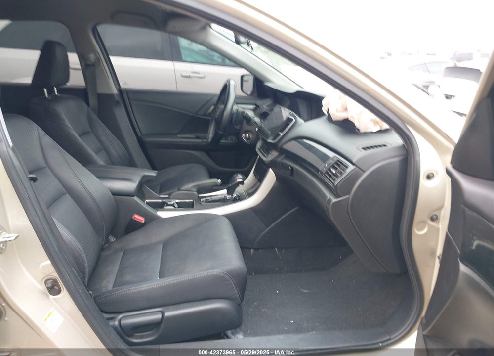 2014 HONDA ACCORD VIN: 1HGCR2F5XEA098989