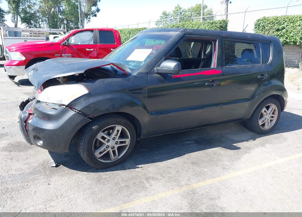 2011 KIA SOUL VIN: KNDJT2A27B7335953