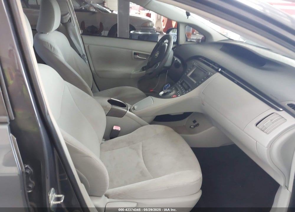 2013 TOYOTA PRIUS TWO VIN: JTDKN3DU6D1629156