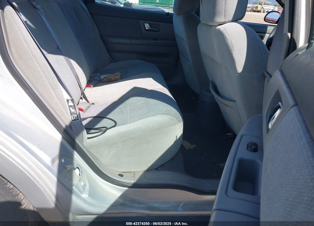 2001 FORD TAURUS VIN: 1FAFP53231A232447