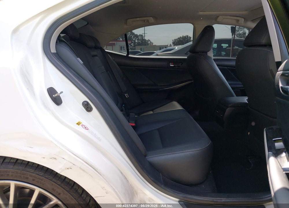 2015 LEXUS IS 250 CRAFTED LINE VIN: JTHBF1D29F5082748