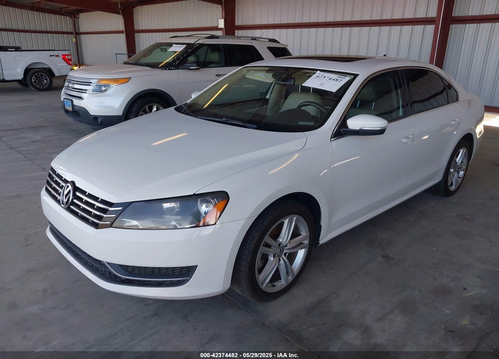 2014 VOLKSWAGEN PASSAT 2.0L TDI SE VIN: 1VWBN7A3XEC087730