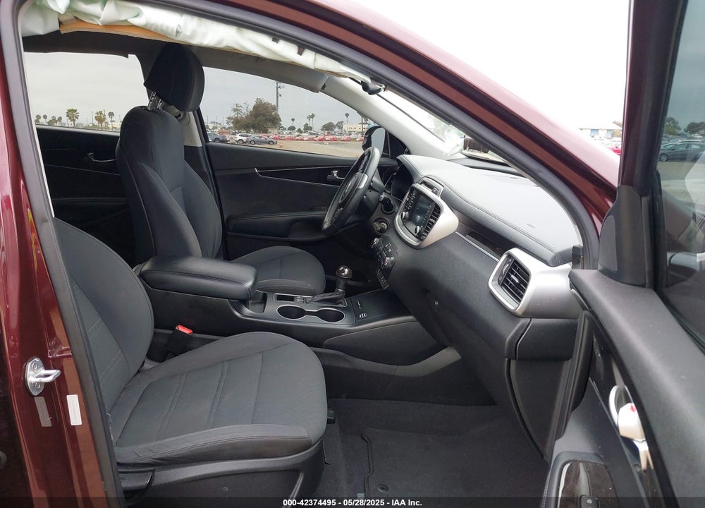 2017 KIA SORENTO VIN: 5XYPG4A38HG236878