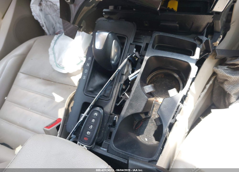 2018 FORD ESCAPE TITANIUM VIN: 1FMCU0J94JUC09729
