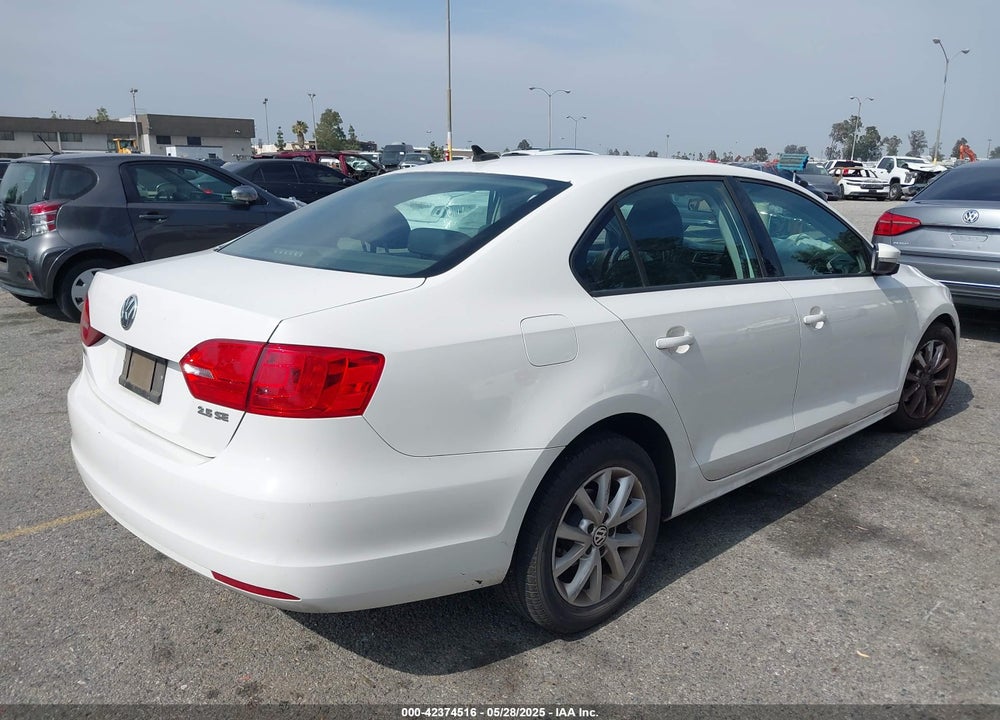 2012 VOLKSWAGEN JETTA 2.5L SE VIN: 3VWDP7AJ3CM401411