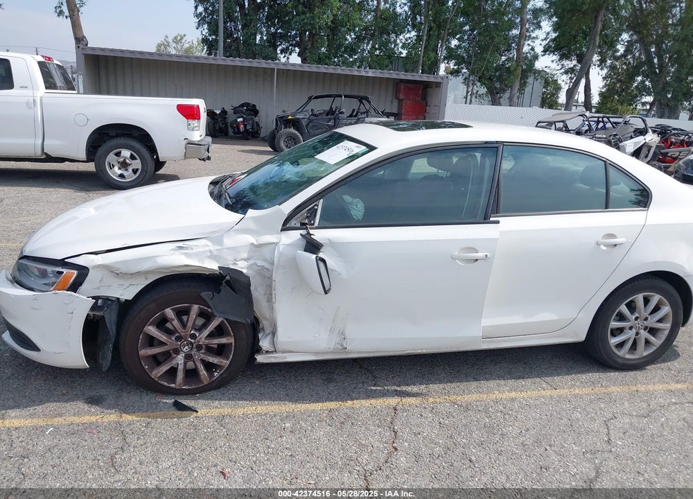 2012 VOLKSWAGEN JETTA 2.5L SE VIN: 3VWDP7AJ3CM401411