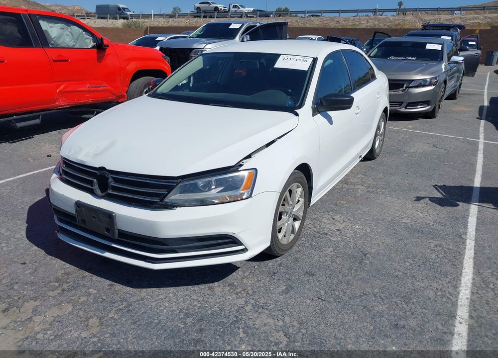 2015 VOLKSWAGEN JETTA VIN: 3VWD17AJ3FM352152