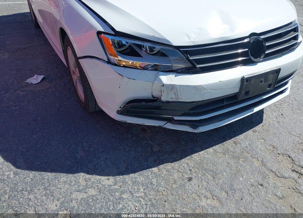 2015 VOLKSWAGEN JETTA VIN: 3VWD17AJ3FM352152