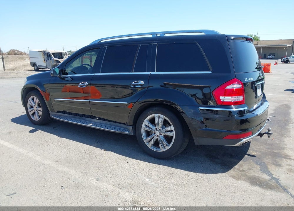 2011 MERCEDES-BENZ GL 450 4MATIC VIN: 4JGBF7BE8BA743488