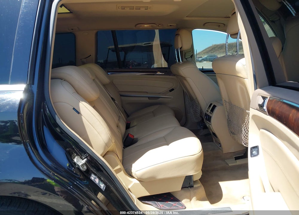 2011 MERCEDES-BENZ GL 450 4MATIC VIN: 4JGBF7BE8BA743488