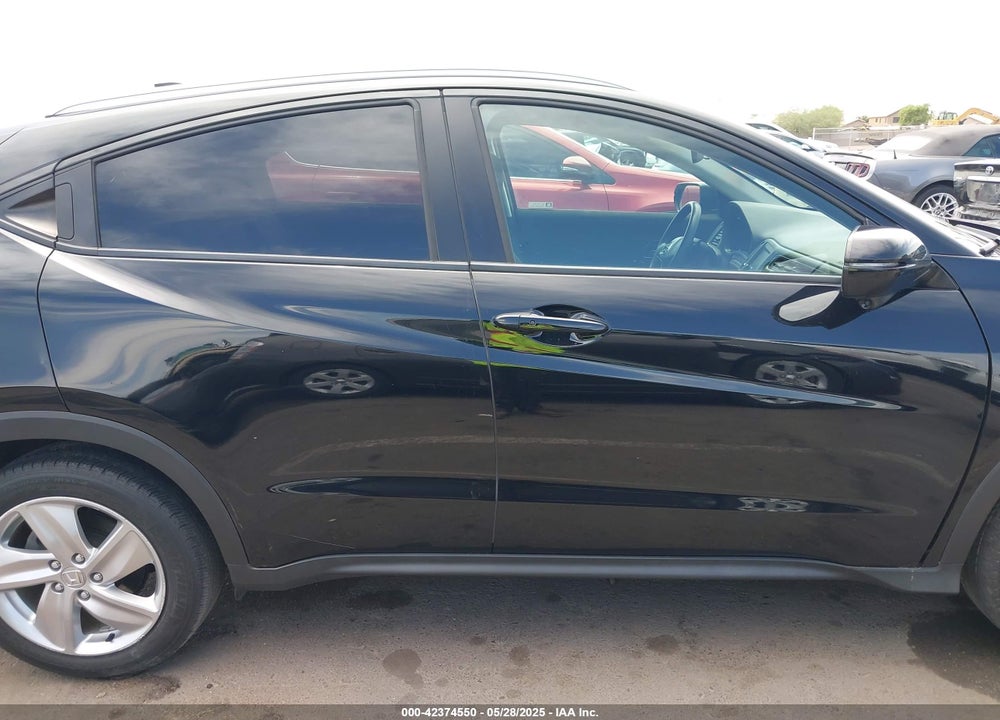 2019 HONDA HR-V VIN: 3CZRU5H53KM710934