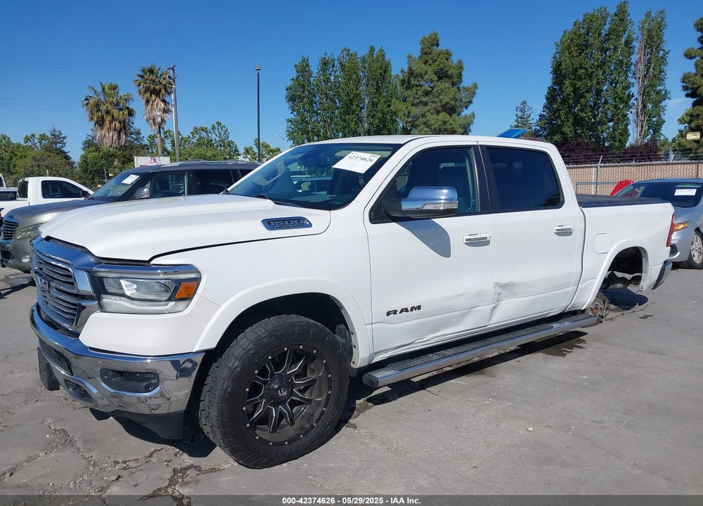 2019 RAM 1500 LAIE  4X4 5'7 BOX VIN: 1C6SRFJT5KN760383
