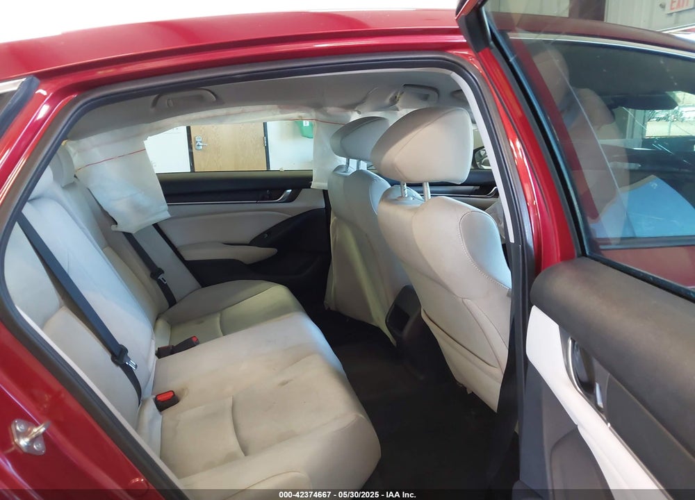 2018 HONDA ACCORD VIN: 1HGCV1F1XJA038305
