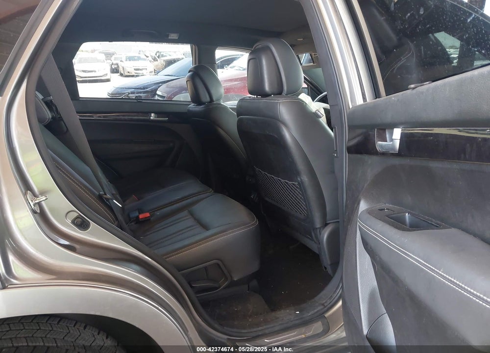 2014 KIA SORENTO VIN: 5XYKW4A70EG545479