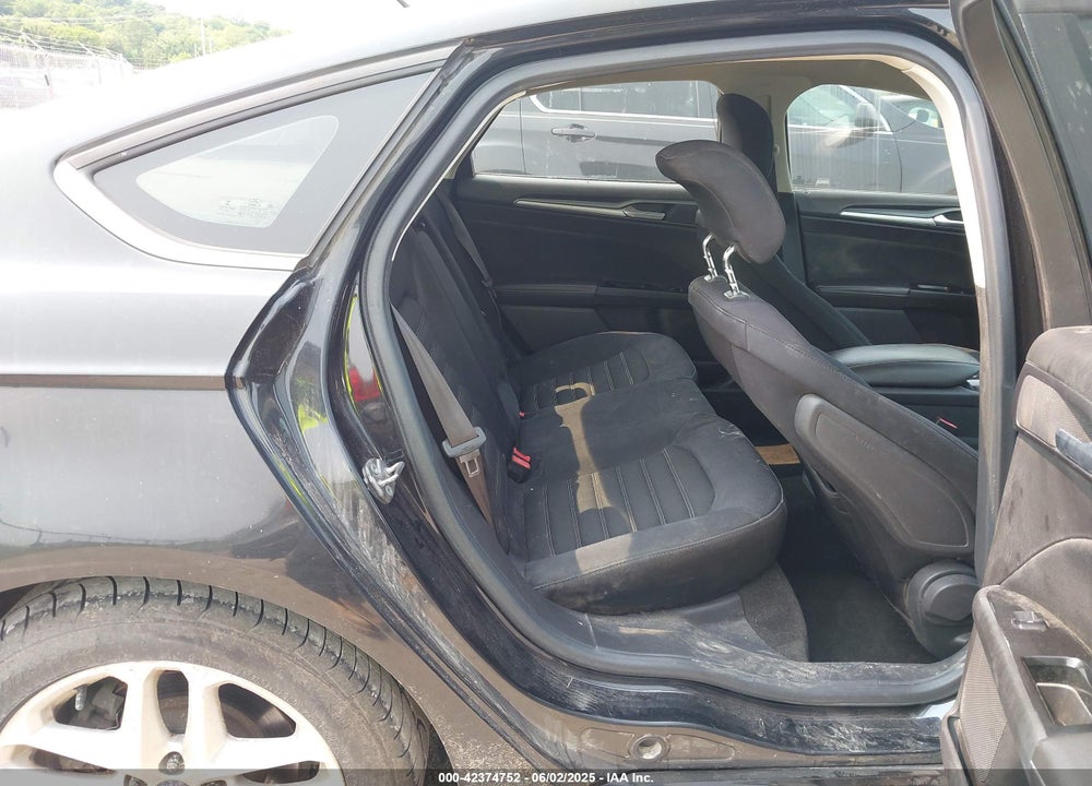 2013 FORD FUSION VIN: 3FA6P0HR4DR321351