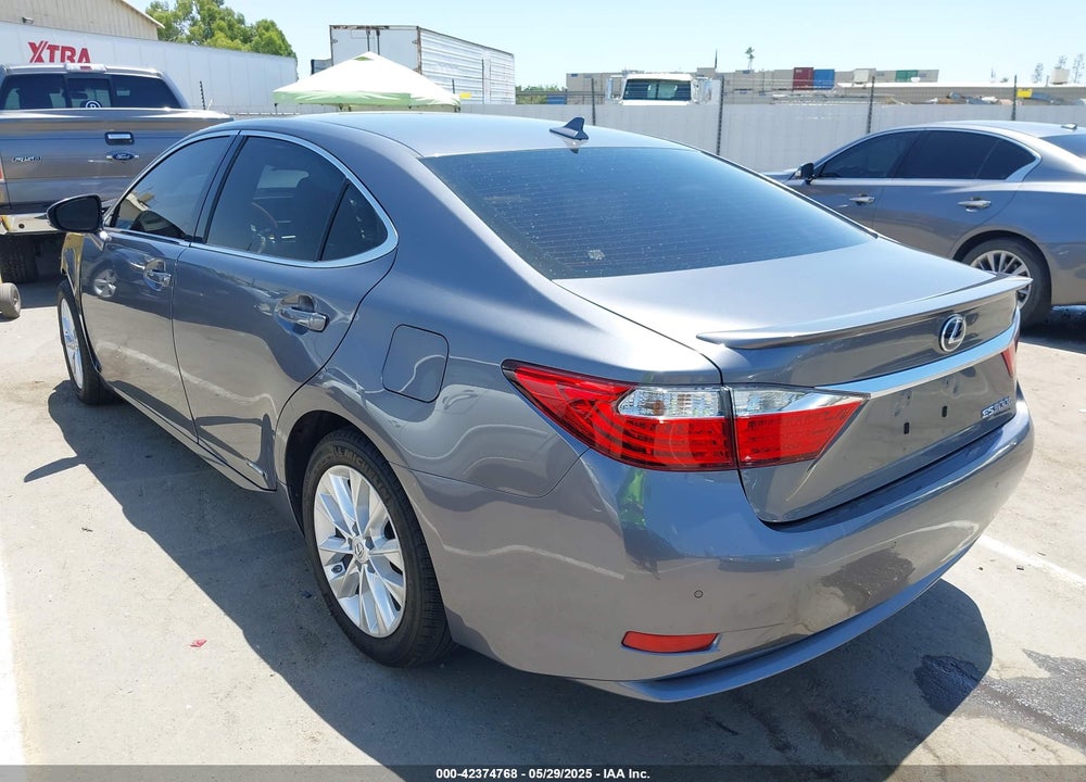 2013 LEXUS ES 300H VIN: JTHBW1GG5D2028515